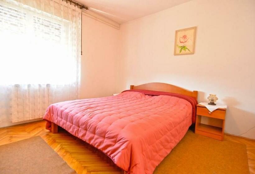 غرفة قياسية, Apartment 1633