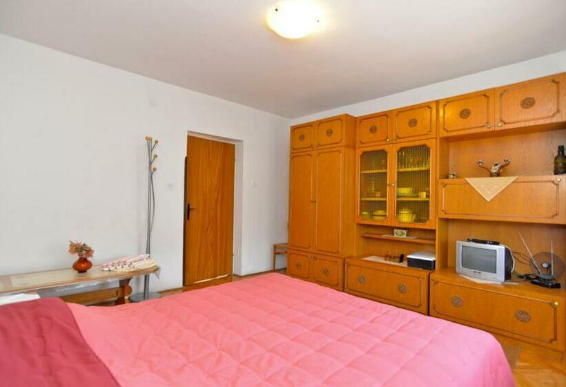 غرفة قياسية, Apartment 1633