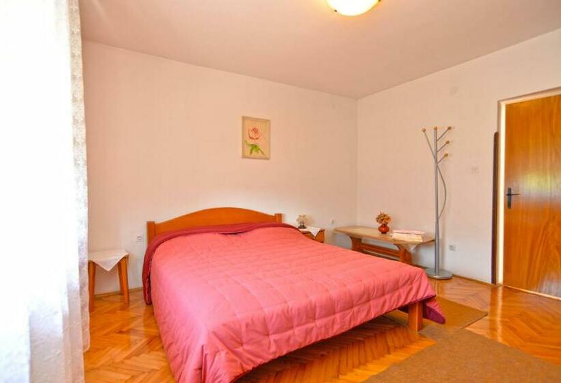 غرفة قياسية, Apartment 1633