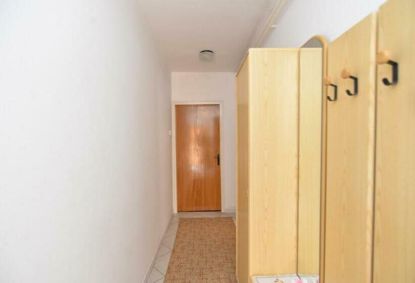 غرفة قياسية, Apartment 1633