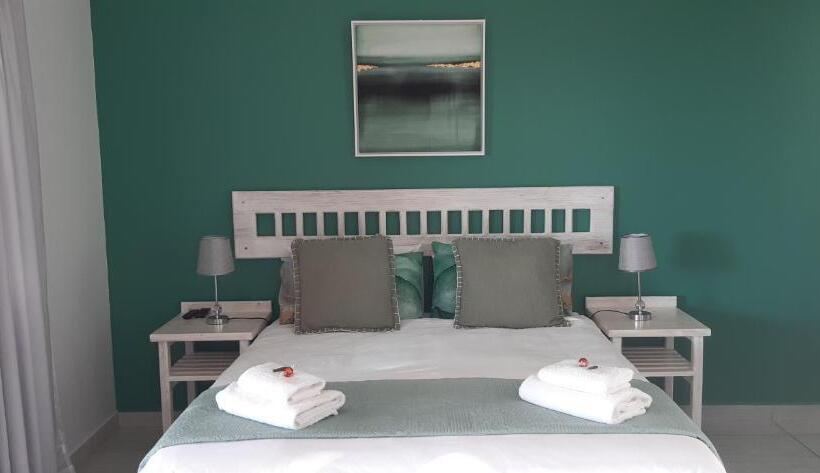 חדר סופריור, Ocean View Guest House