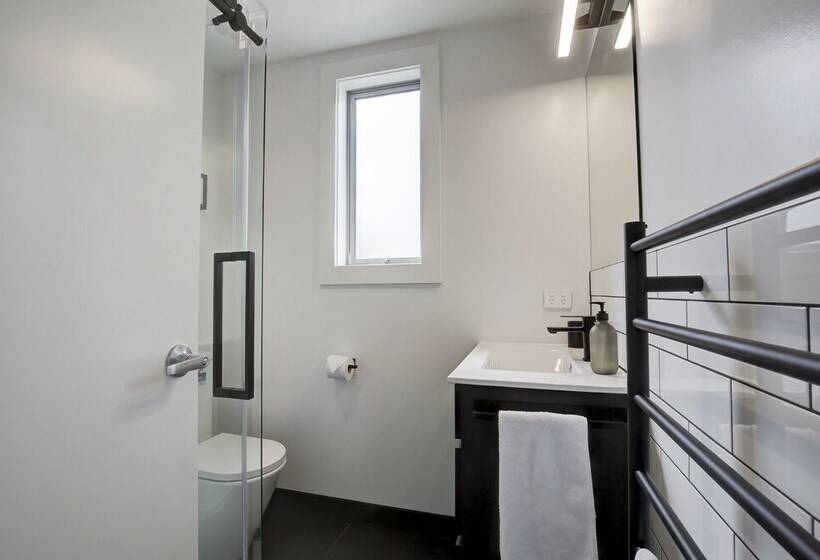 سوئیت پریمیوم 2 خوابه, Stay Of Queenstown