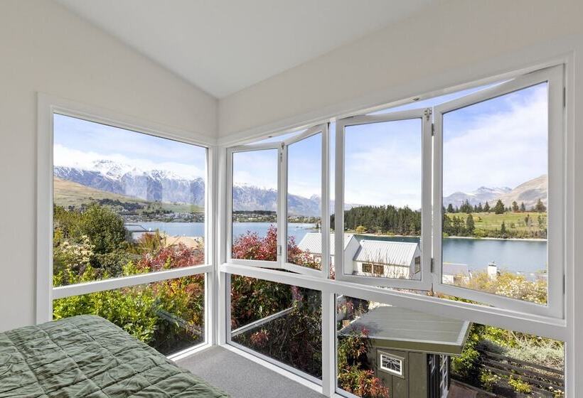 سوئیت پریمیوم 2 خوابه, Stay Of Queenstown
