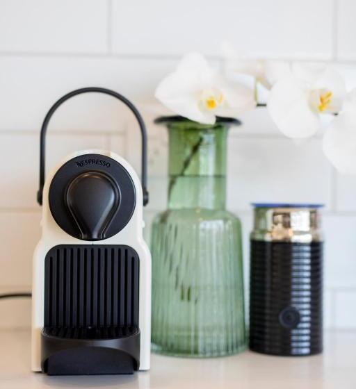 سوییت با چشم‌انداز کوه, Stay Of Queenstown