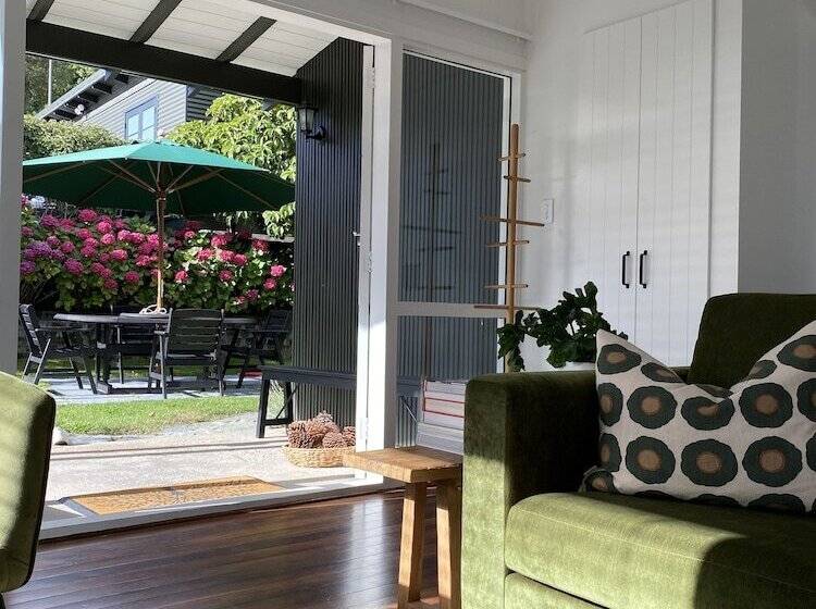 سوئیت پریمیوم 2 خوابه, Stay Of Queenstown