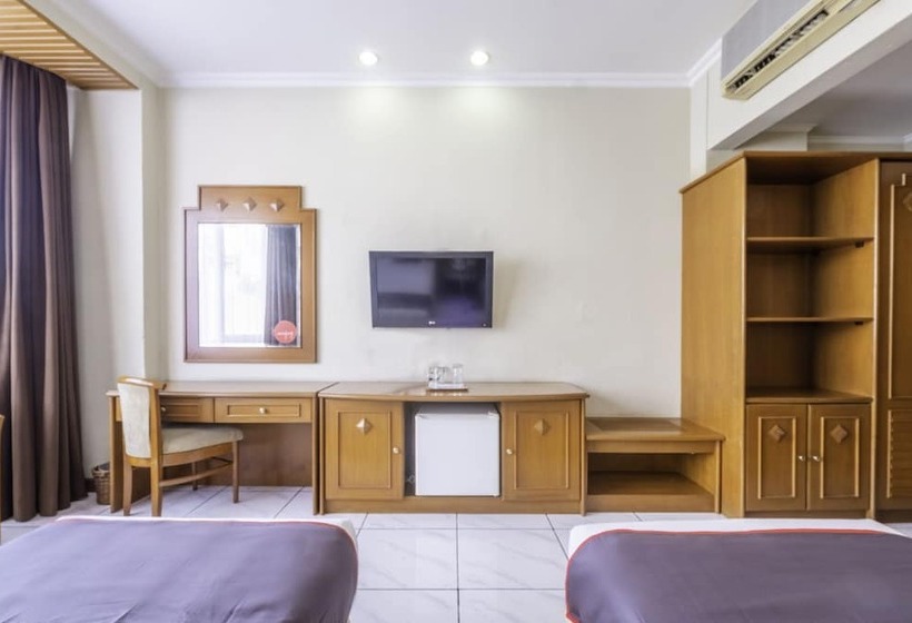 Quarto Superior, Collection O 25 Hotel Baltika