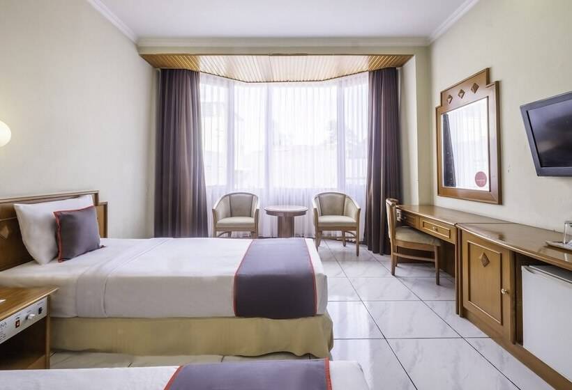 Quarto Superior, Collection O 25 Hotel Baltika