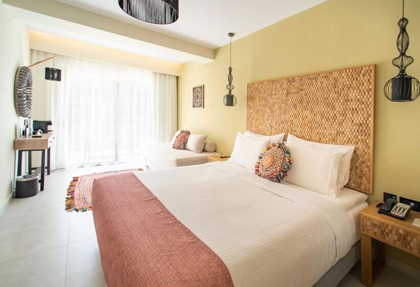 غرفة قياسية إطلالة جانبية علي البحر, Pepper Sea Club