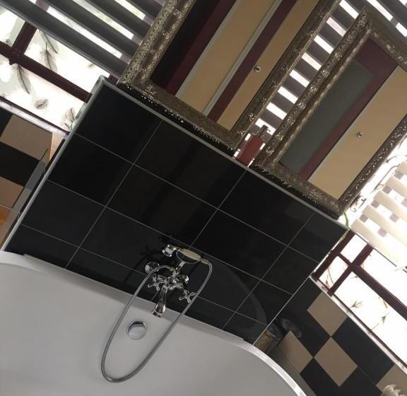 スーペリアールーム, Guesthouse La Villae