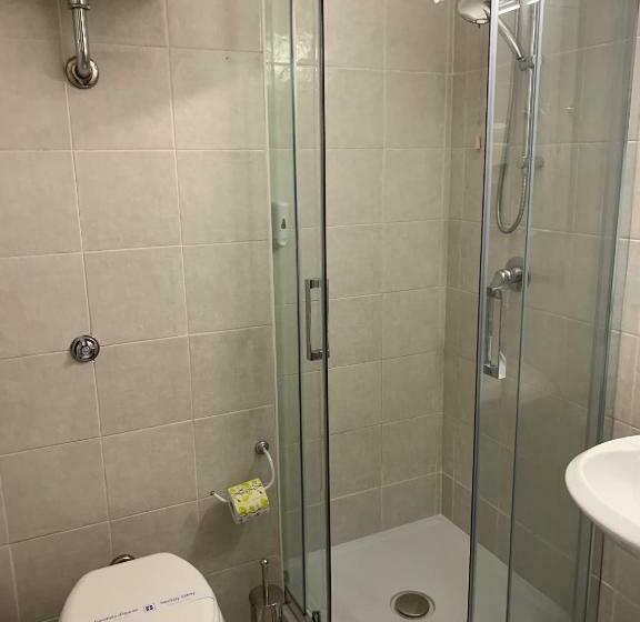 חדר סטנדרט לשלושה עם מרפסת, Albergo Parco Gran Sasso