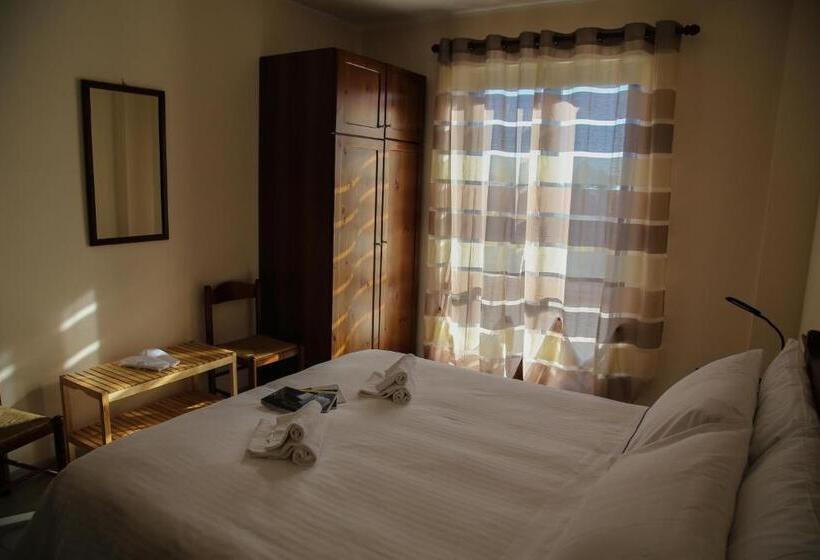 Номер Стандарт с Террасой, Albergo Parco Gran Sasso
