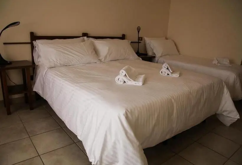 バルコニー付きスタンダードトリプルルーム, Albergo Parco Gran Sasso