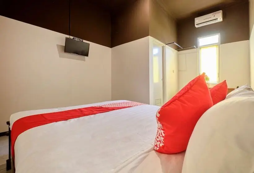 اتاق لوکس, Oyo 2519 Mayang Garini