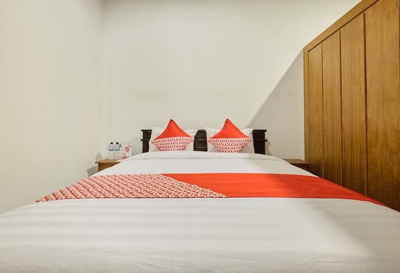 جناح ديلوكس, Oyo 2519 Mayang Garini