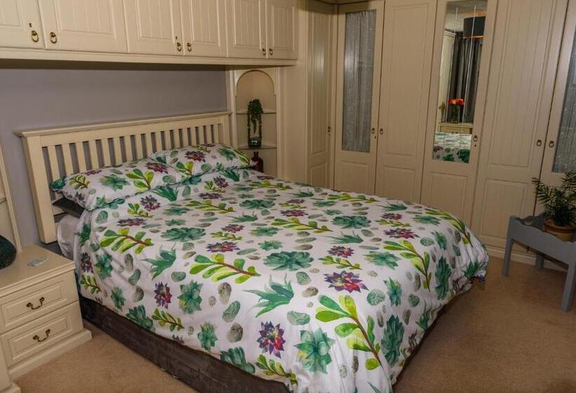 غرفة قياسية سرير كينج, Stravaig B&b