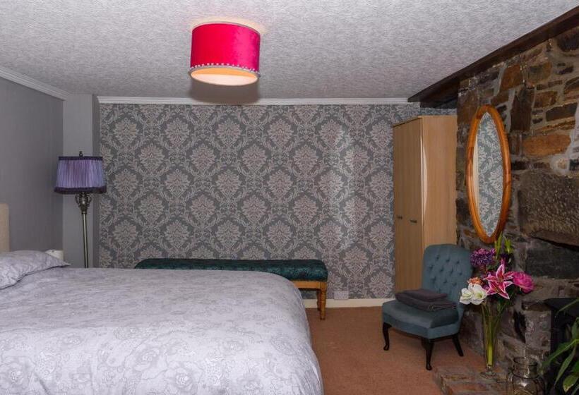 غرفة عائلية, Stravaig B&b