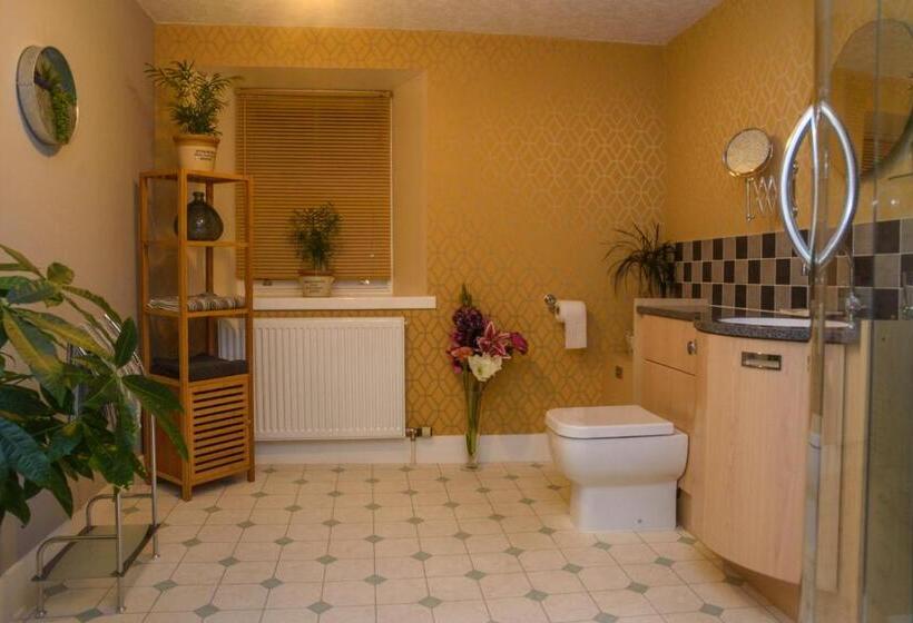 غرفة عائلية, Stravaig B&b