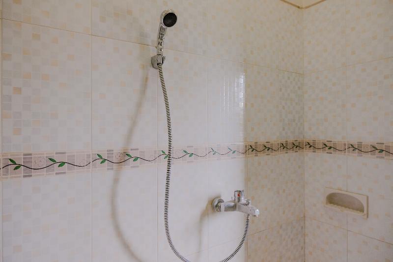 اتاق خانوادگی, Oyo 2376 Tiara Family Residence