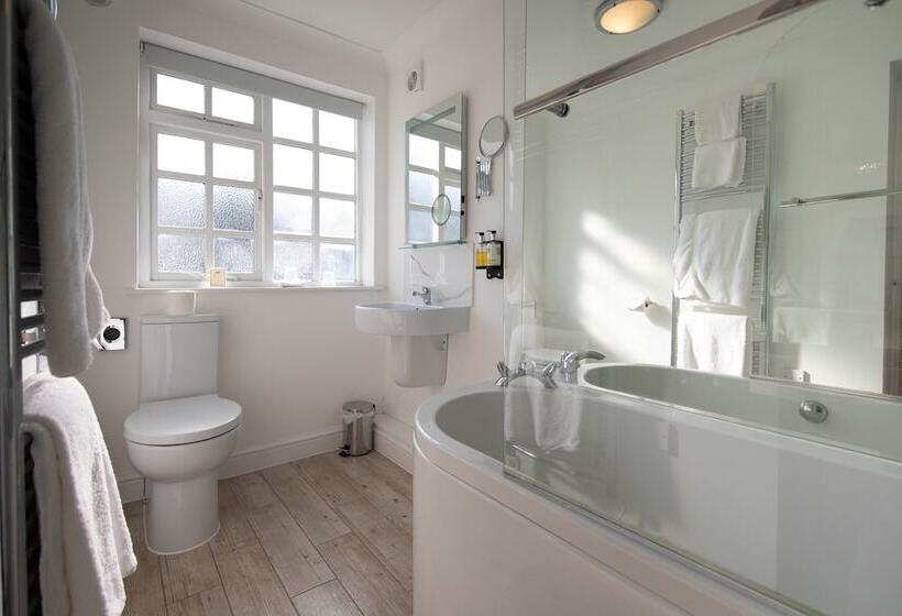 Четырехместный номер Премиум, The Bay Horse Inn