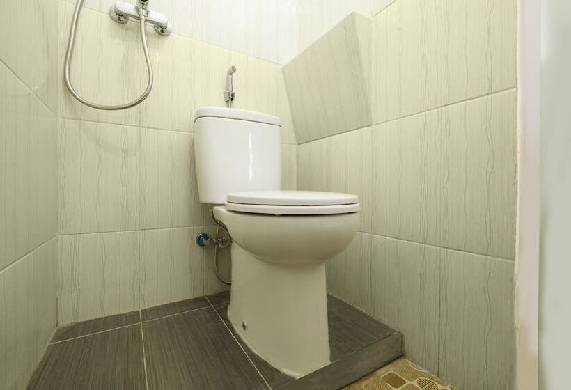 اتاق لوکس, Karins Guesthouse Syariah Redpartner