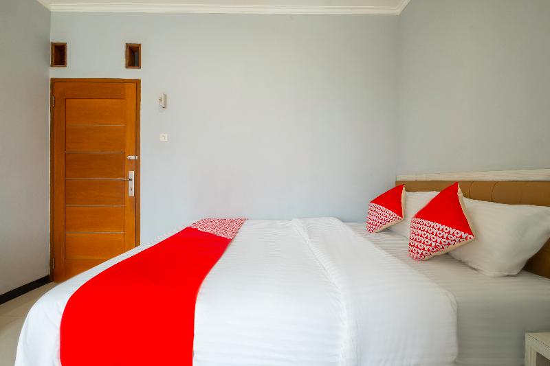 اتاق لوکس, Karins Guesthouse Syariah Redpartner