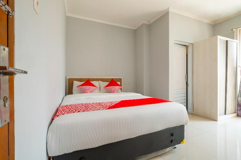 اتاق لوکس, Karins Guesthouse Syariah Redpartner