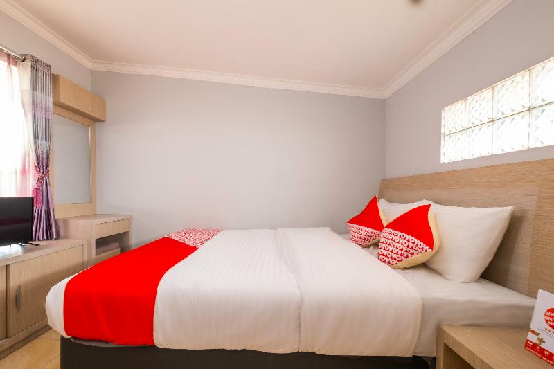 اتاق استاندارد, Karins Guesthouse Syariah Redpartner