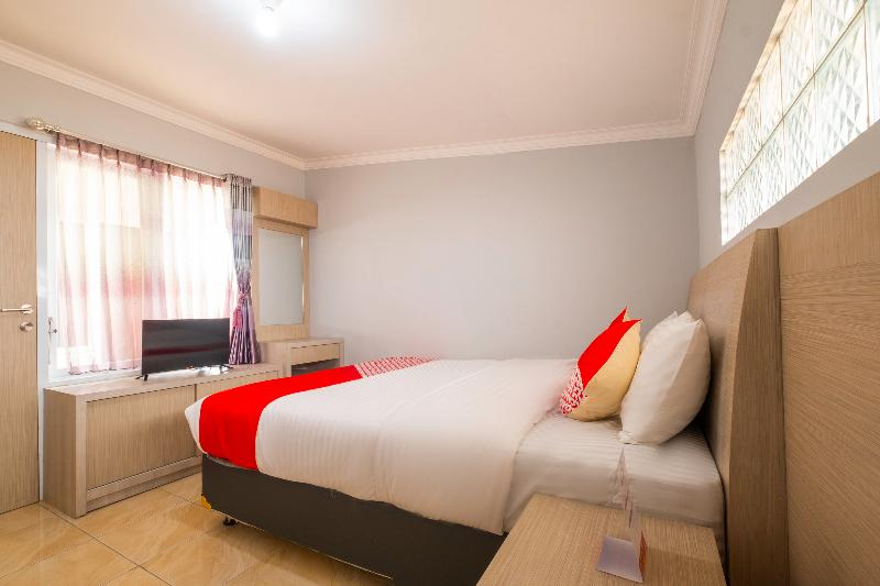 اتاق استاندارد, Karins Guesthouse Syariah Redpartner