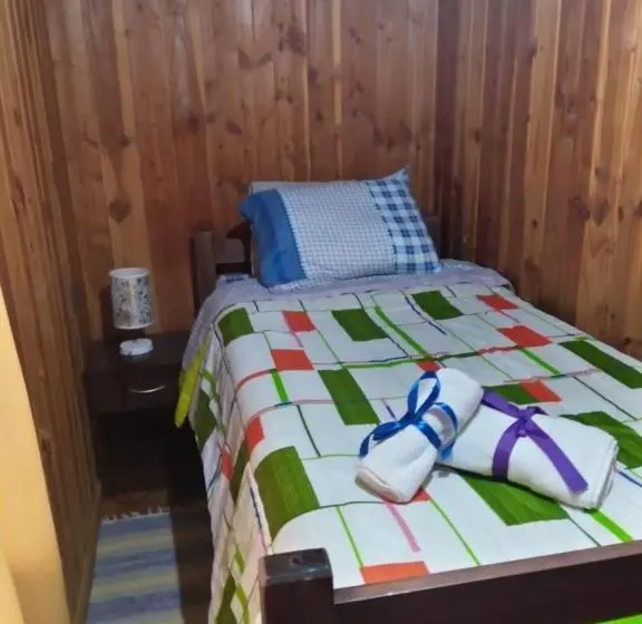 スタンダードルーム, Hostal Newen