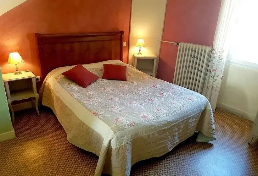 スタンダードルーム, Logis Hotel Restaurant Le Grand Puech