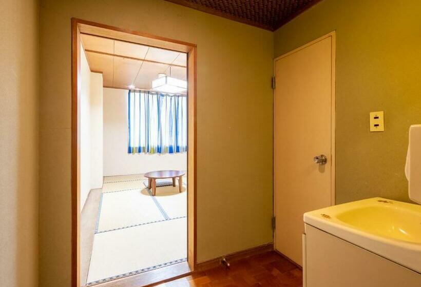 اتاق استاندارد سه تخته با سرویس بهداشتی مشترک, Tabist Chunichi Business Hotel Shima