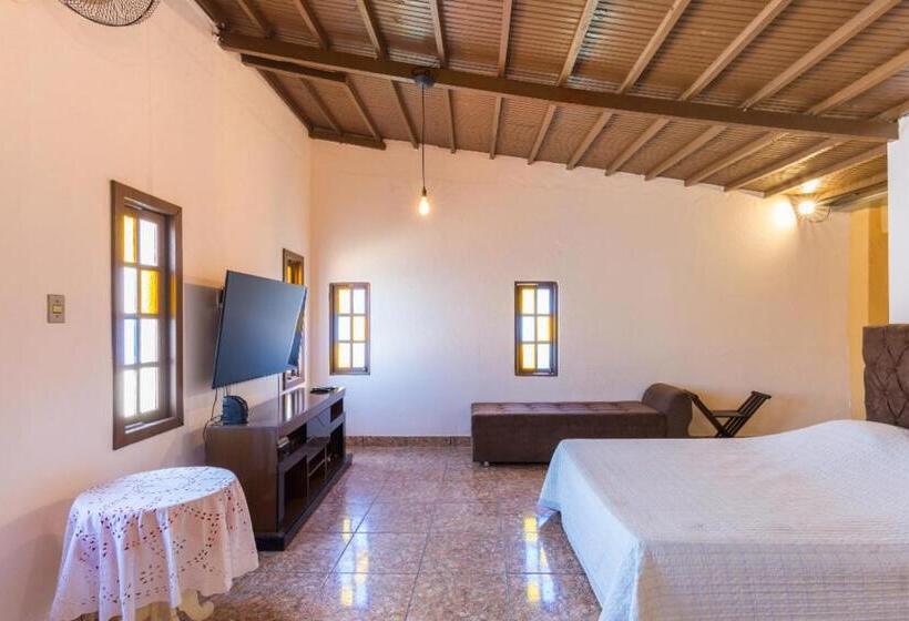 Студия Superior, Man Cave Hostel