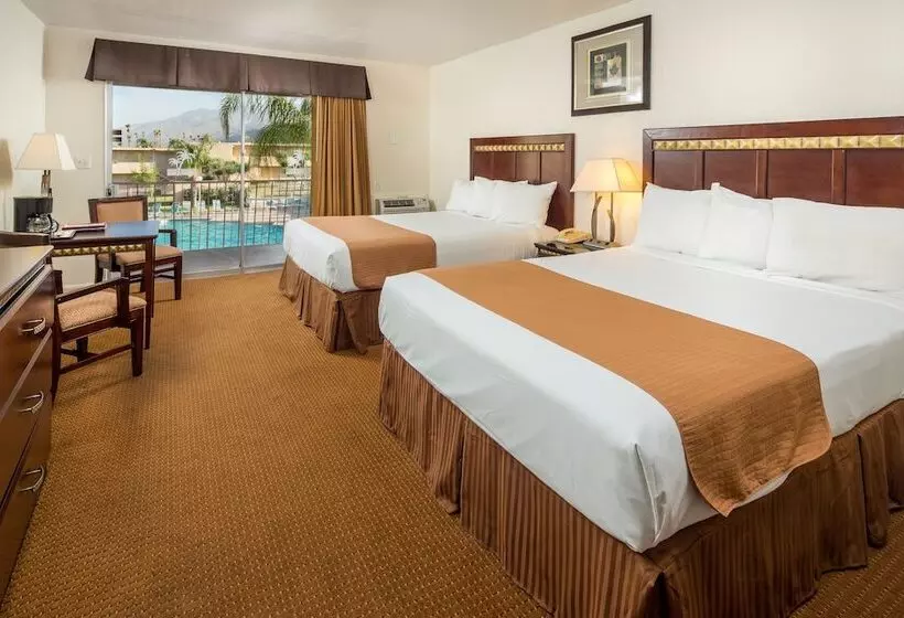 2ダブルベッドのスタンダードルーム, Days Inn By Wyndham Palm Springs