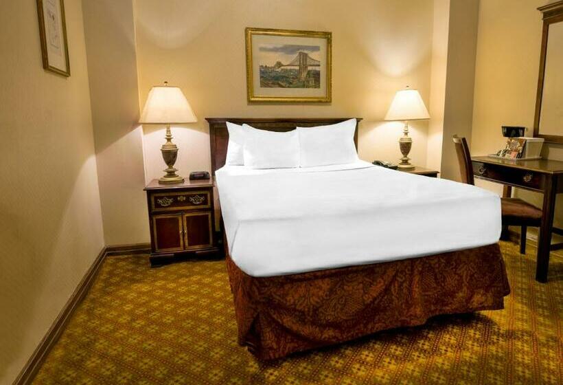 标准间, Night Hotel Broadway