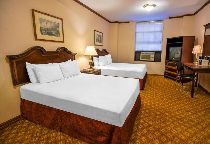 اتاق استاندارد با 2 تخت دوبل, Night Hotel Broadway