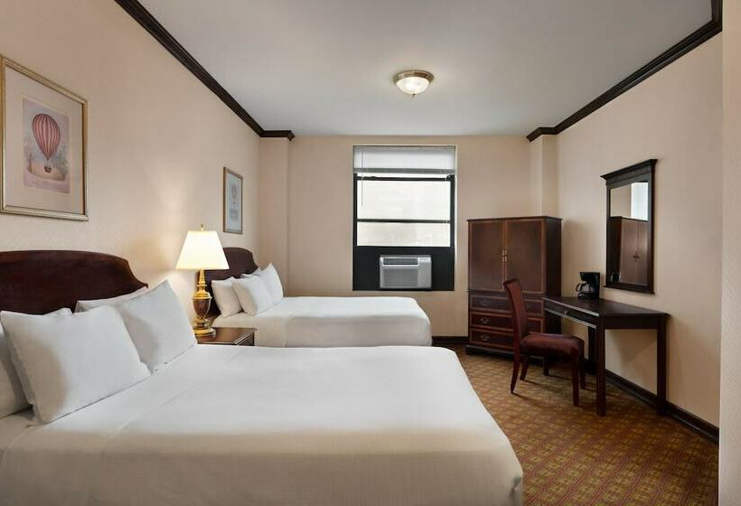 带2个双人床的标准工作室, Night Hotel Broadway