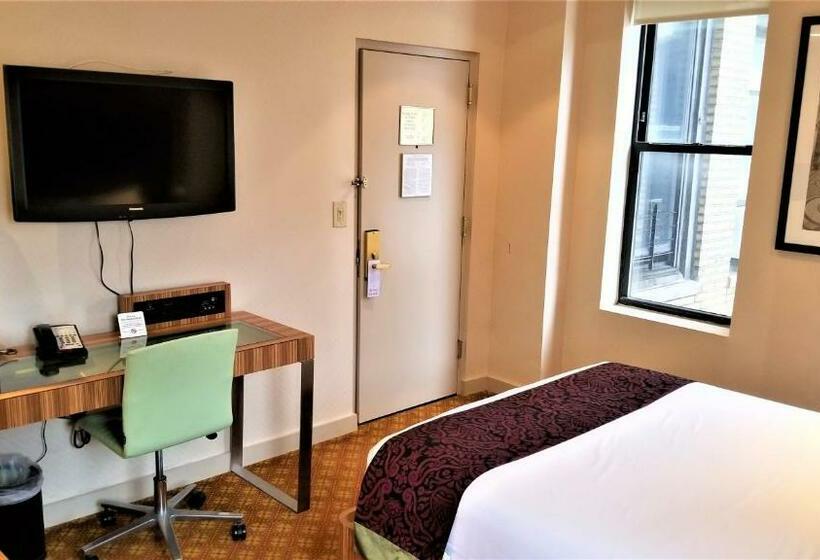 商务房间, Night Hotel Broadway