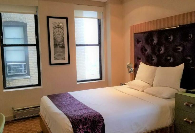 商务房间, Night Hotel Broadway