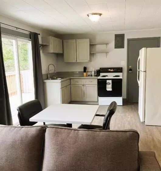 スイート（家族用）, Our Place At The Beach