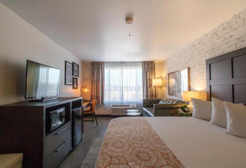 جناح سرير كينج, Oxford Suites Chico