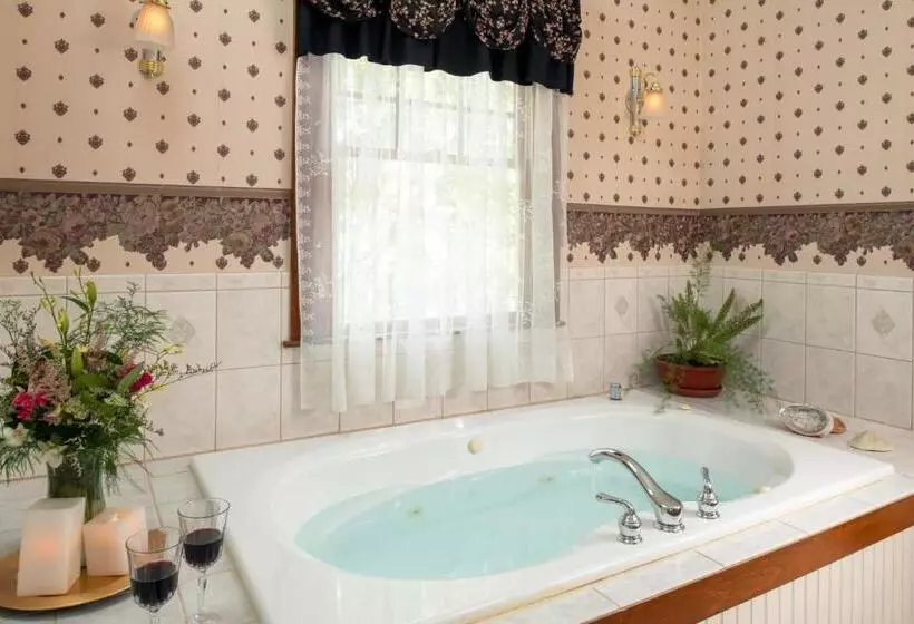 キングサイズベッドのデラックスルーム, Palmer House Inn
