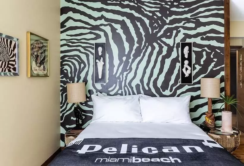 Deluxe-huone, Pelican