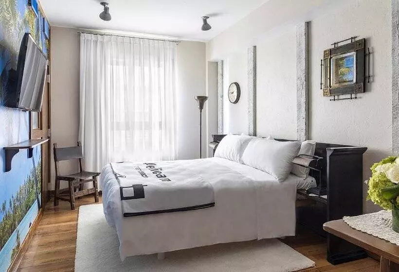 Deluxe-huone, Pelican