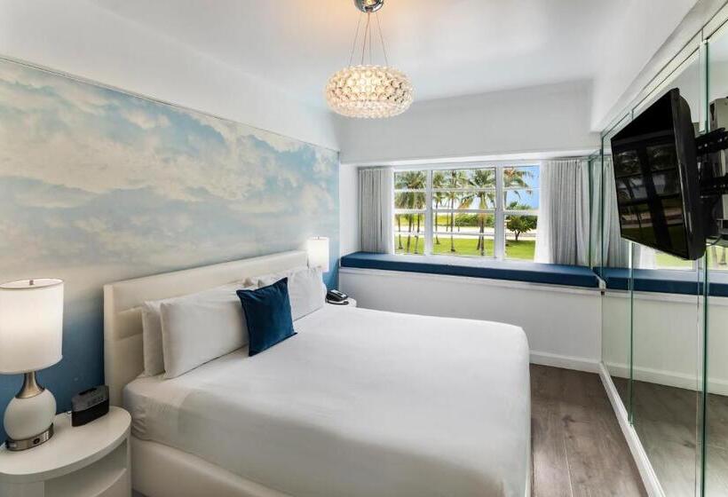 带大床的标准间, Penguin