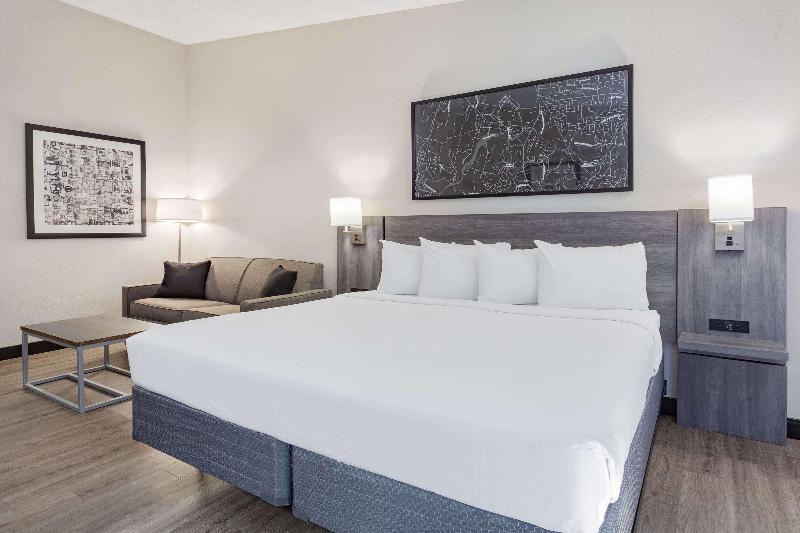 اتاق استاندارد برای معلولان, Ramada By Wyndham Windsor Locks