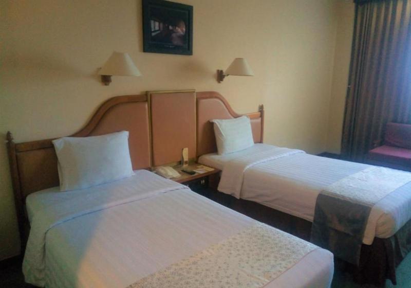 اتاق استاندارد, Ramada By Wyndham Windsor Locks