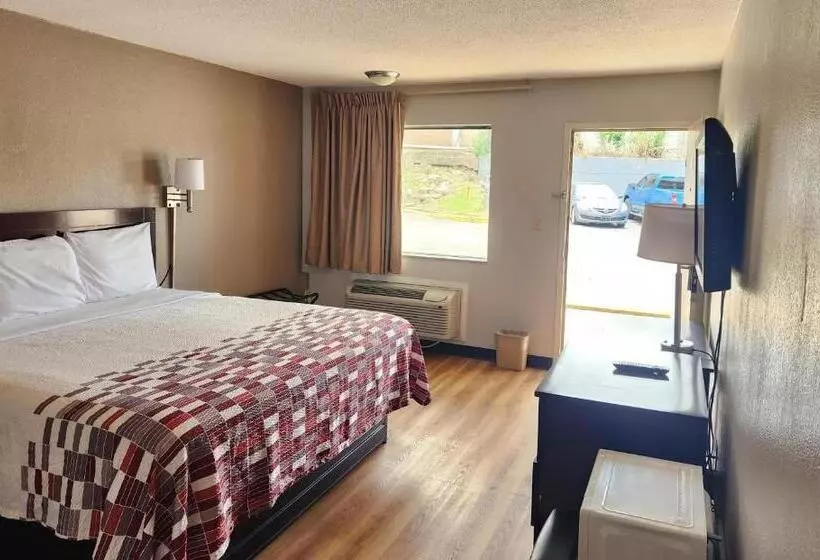 キングサイズベッドのデラックスルーム, Red Roof Inn Memphis  Airport