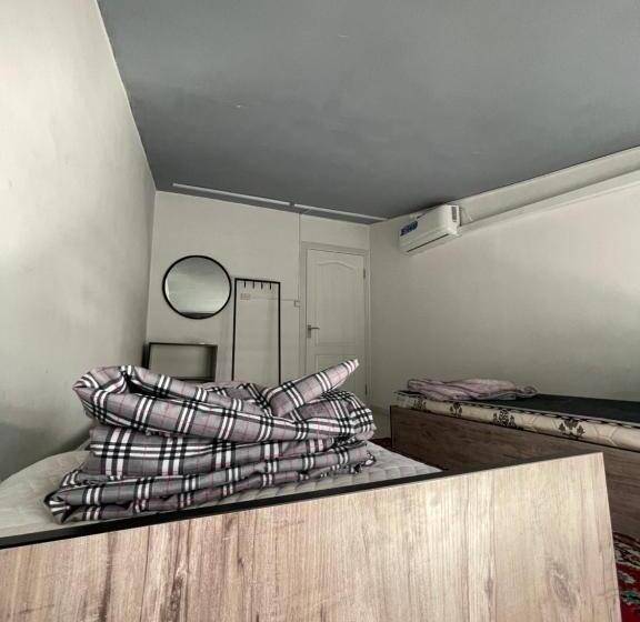 اتاق اکونومی, Hostelpoint