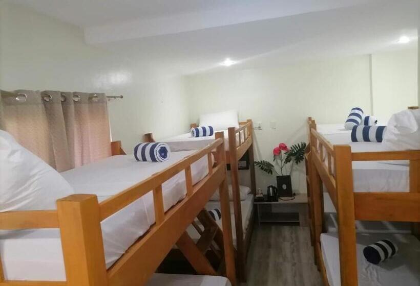 Семейный Номер, Acapulco Resort