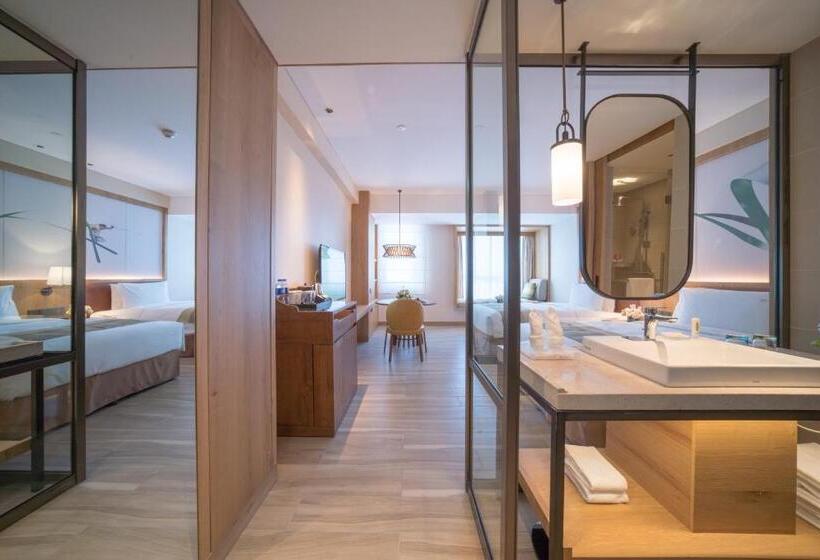 이그제큐티브 룸, Holiday Inn Jilin Beidahu, An Ihg